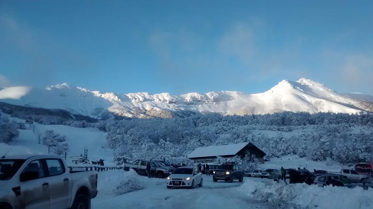 דירות San Martín de los Andes Departamento En Apart Pequena Comarca מראה חיצוני תמונה